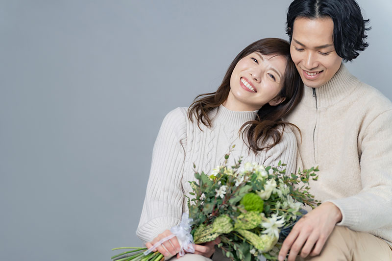 授かり婚の報告、どうすればいい？親族、友人、職場への伝え方と注意点