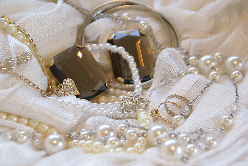 パールジュエリーのデザイン、実はこんなに豊富!定番からトレンドまで徹底解説
