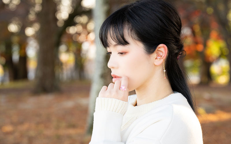 一つあると重宝するパールのシングルイヤーカフ